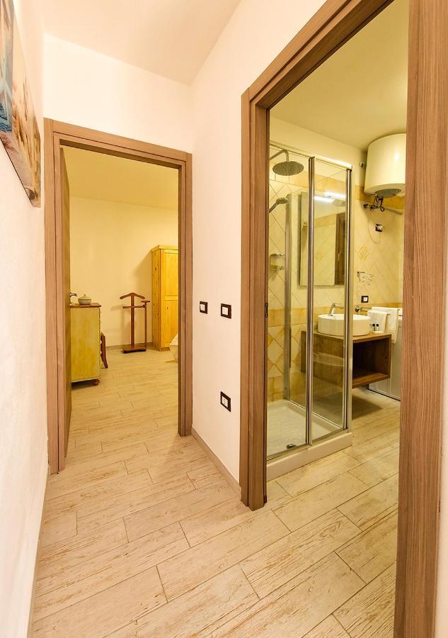 Апартаменти Residenza Quarto 02 - La Maddalena Ла-Маддалена Екстер'єр фото